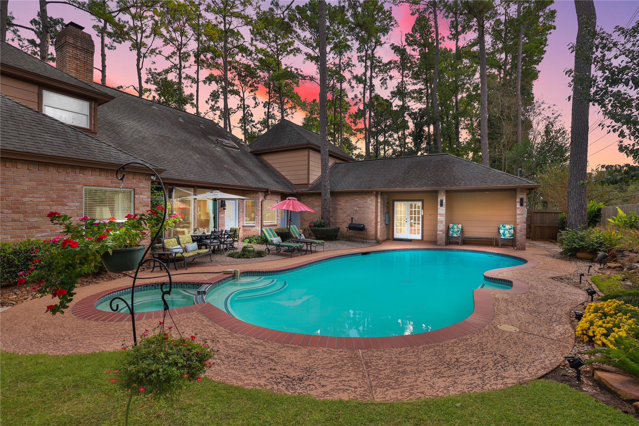 a view of a house with a swimming pool