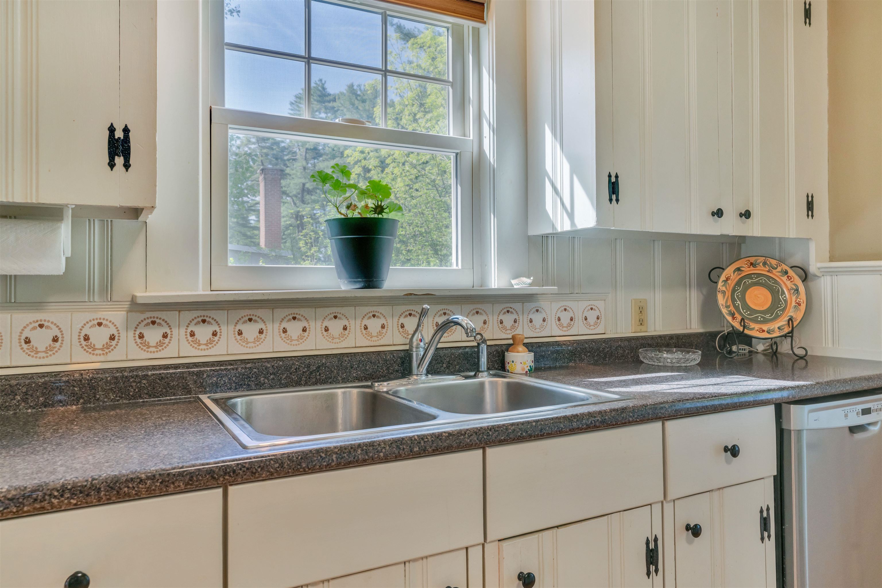 173 Winnacunnet Road Hampton, NH 03842 - Photo 7 of 41