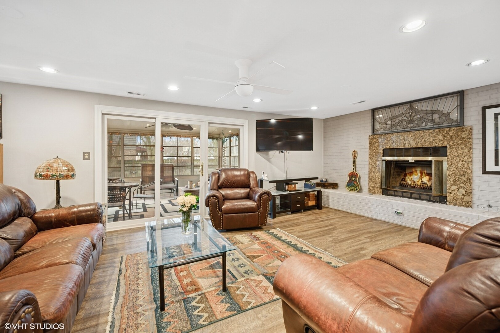 4035 Crestwood Drive Northbrook, IL 60062 - Photo 8 of 20