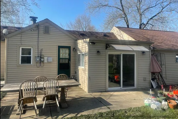 $1,783 | 2363 East Maple Road, Troy, MI 48083