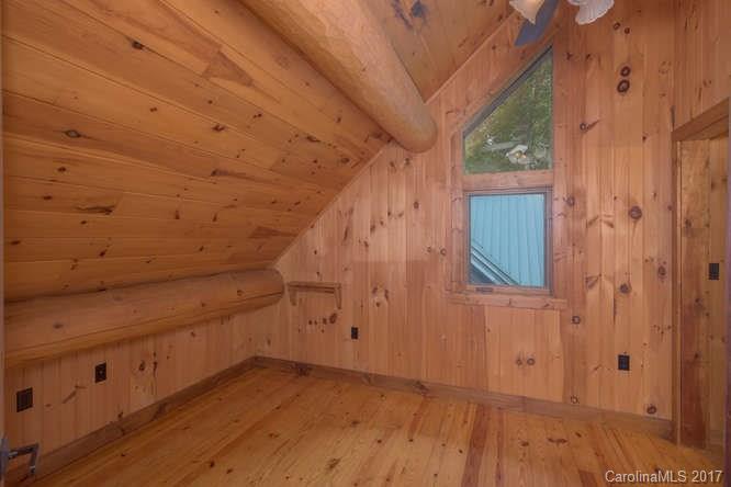 236 Garland Mountain Road Canton, NC 28716 - Photo 14 of 24 Gallery Image 14