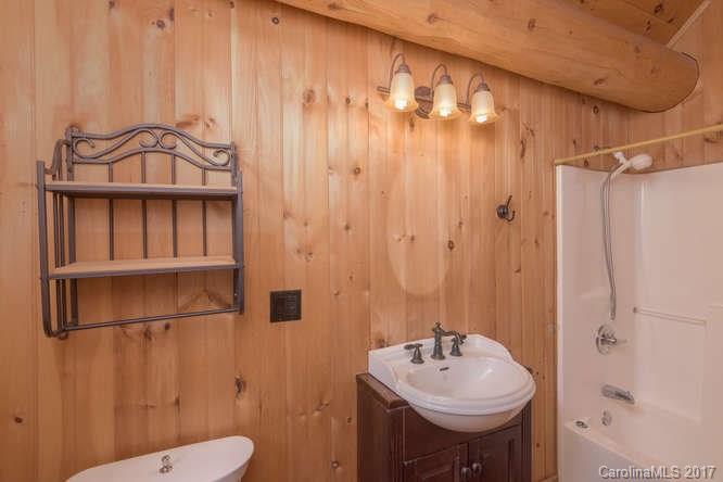 236 Garland Mountain Road Canton, NC 28716 - Photo 15 of 24 Gallery Image 15