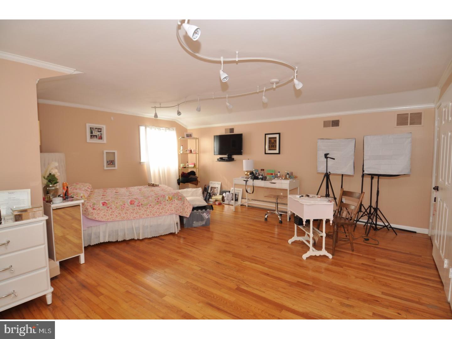 26616 Mt Pleasant Road Columbus, NJ 08022 - Photo 14 of 24 Bedroom 2