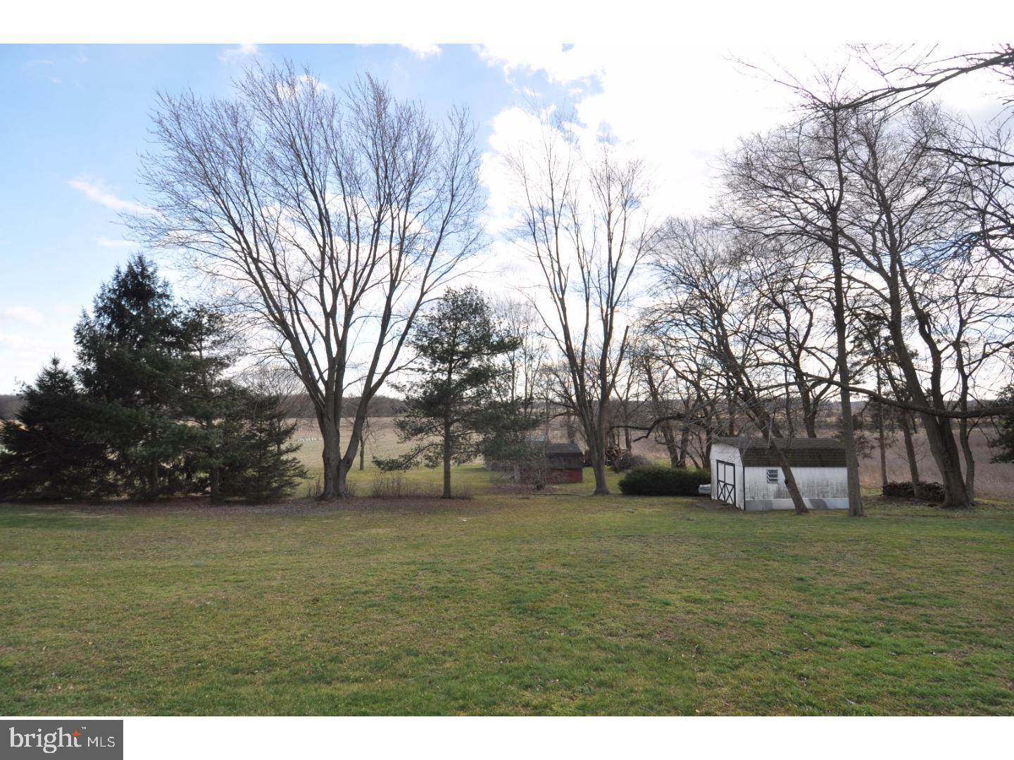 26616 Mt Pleasant Road Columbus, NJ 08022 - Photo 22 of 24 View in Back
