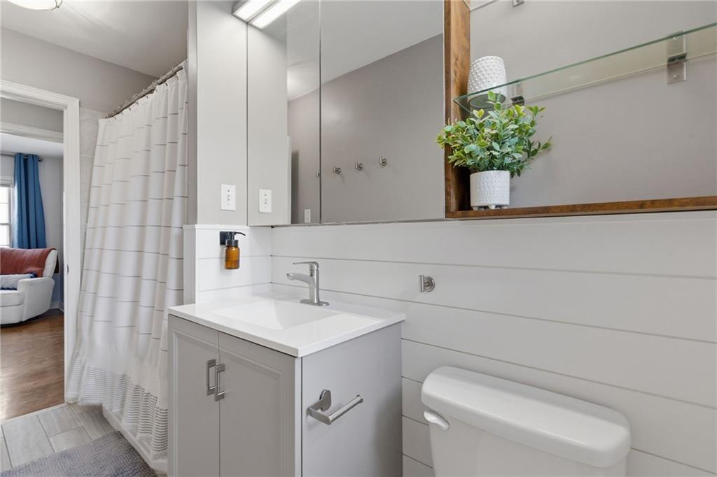 6319 Maple Drive Mission, KS 66202 - Photo 25 of 32