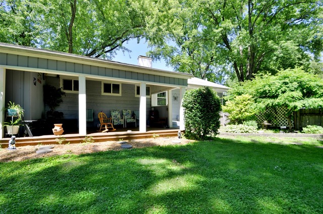 352 Douglas Road Batavia, IL 60510 - Photo 22 of 25 Gallery Image 22