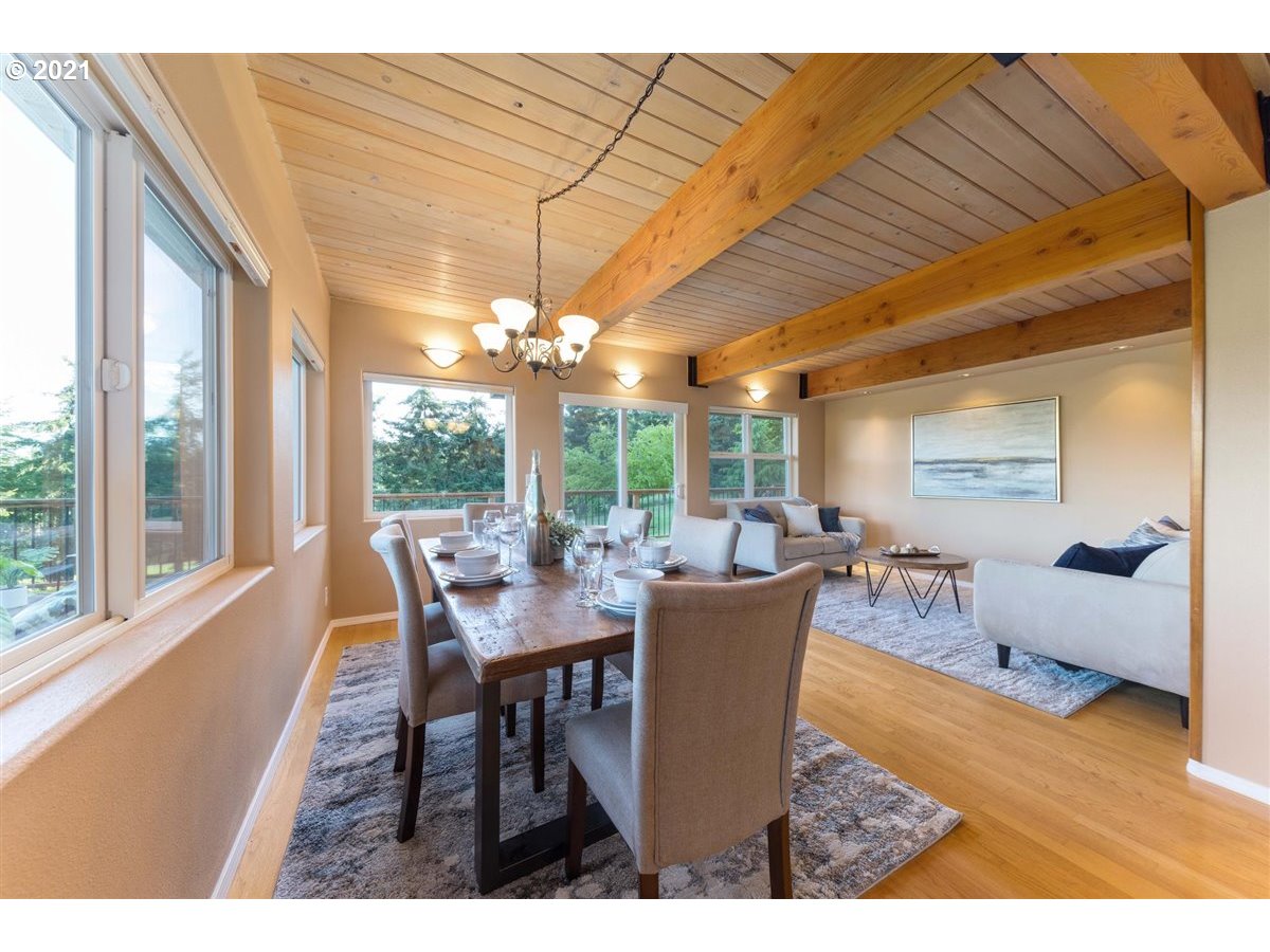 24076 Southwest Newland Road Wilsonville, OR 97070 - Photo 11 of 32 Gallery Image 11