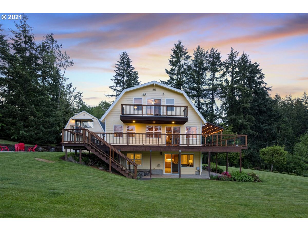24076 Southwest Newland Road Wilsonville, OR 97070 - Photo 5 of 32 Gallery Image 5