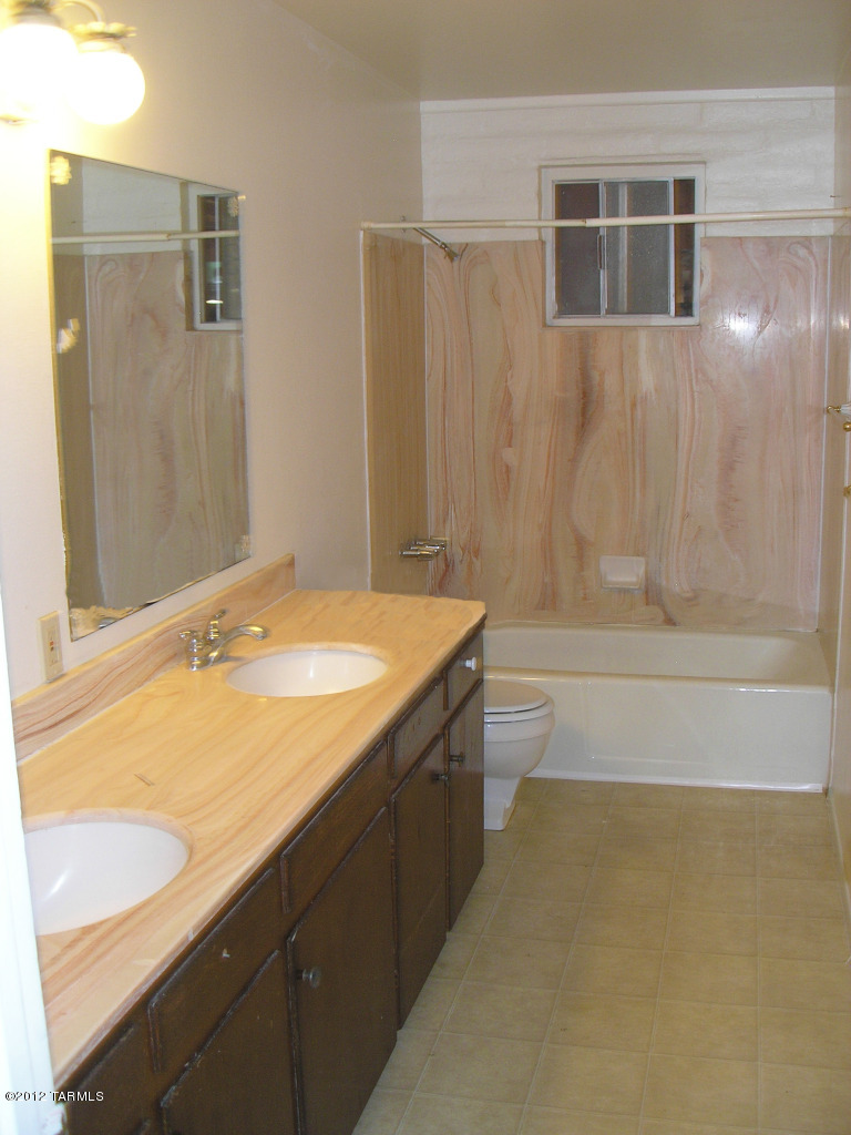 2932 South Jeftoria Road Tucson, AZ 85713 - Photo 13 of 19 Gallery Image 13