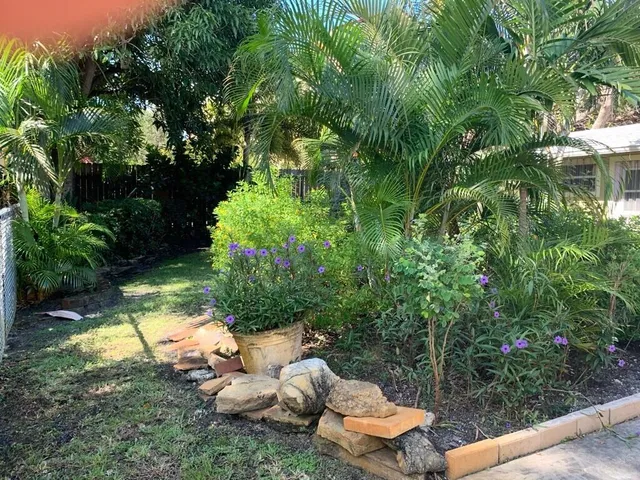 $695,000 | 213-215 Ocean Breeze, Lake Worth Beach, FL 33460