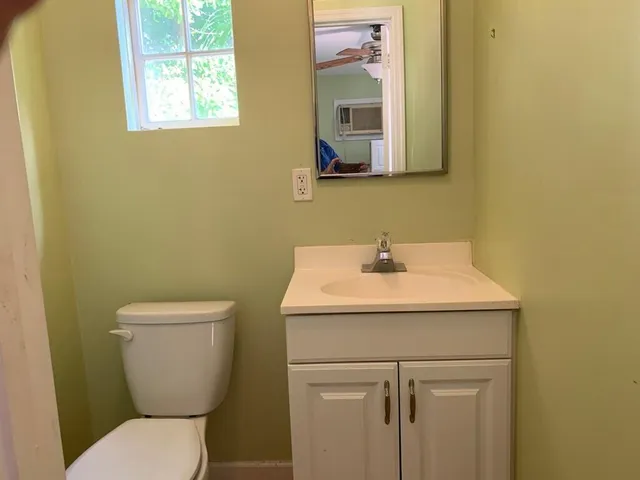 $695,000 | 213-215 Ocean Breeze, Lake Worth Beach, FL 33460