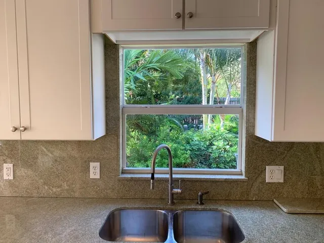 $695,000 | 213-215 Ocean Breeze, Lake Worth Beach, FL 33460
