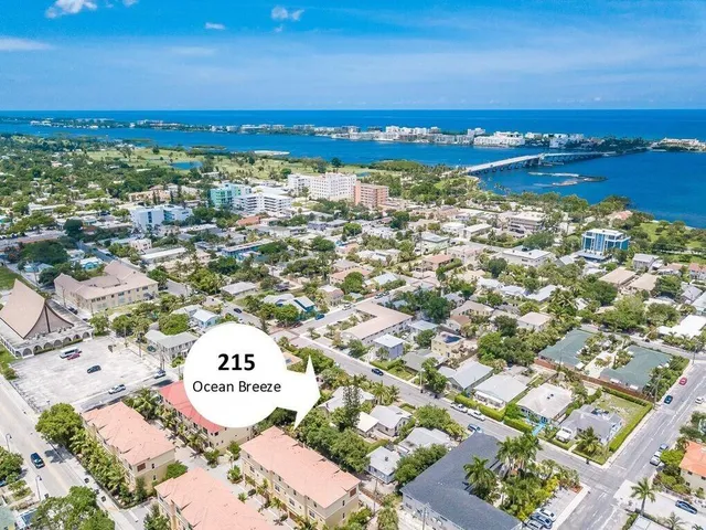 $695,000 | 213-215 Ocean Breeze, Lake Worth Beach, FL 33460