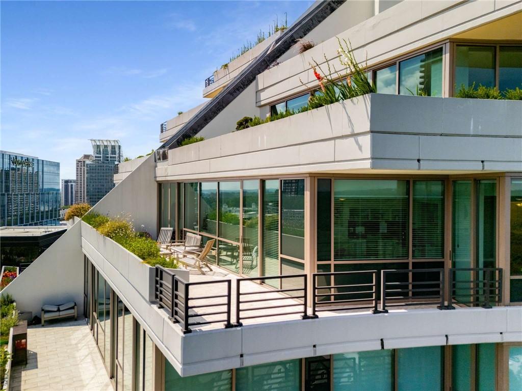 700 Park Regency Place Northeast, Unit 2201 Atlanta, GA 30326 - Photo 33 of 47