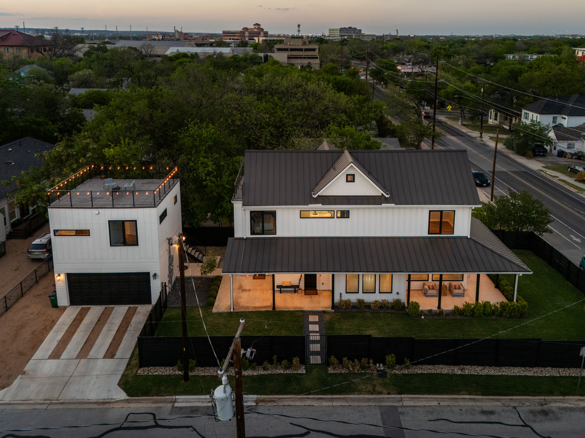 2100 Chicon Street Austin, TX 78722 - Photo 38 of 40