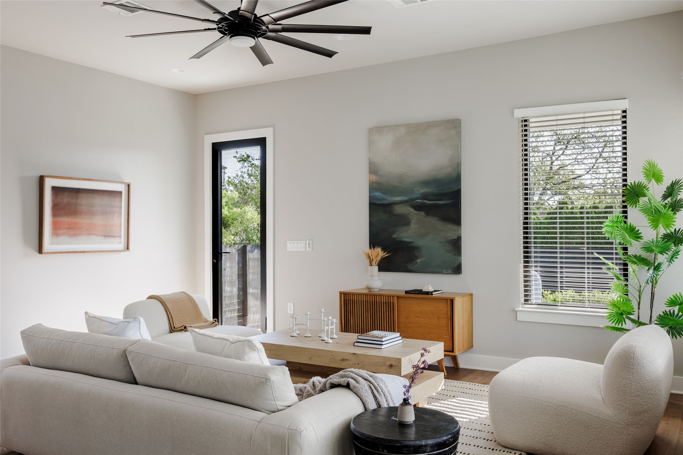 2100 Chicon Street Austin, TX 78722 - Photo 4 of 40