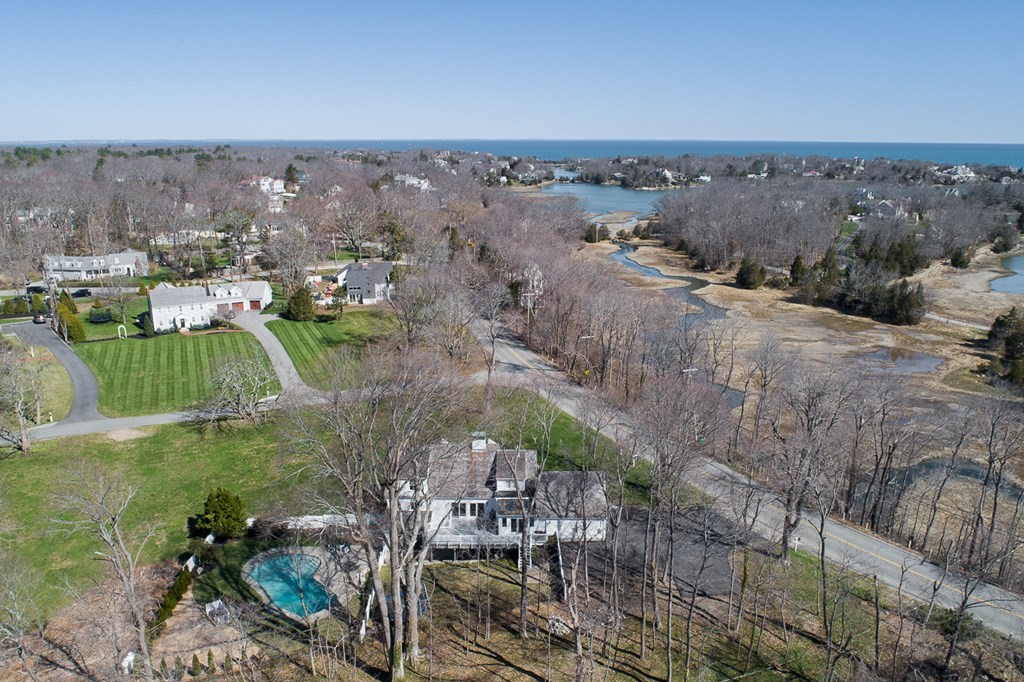 46 Jerusalem Road Cohasset, MA 02025 - Photo 5 of 41 Gallery Image 5