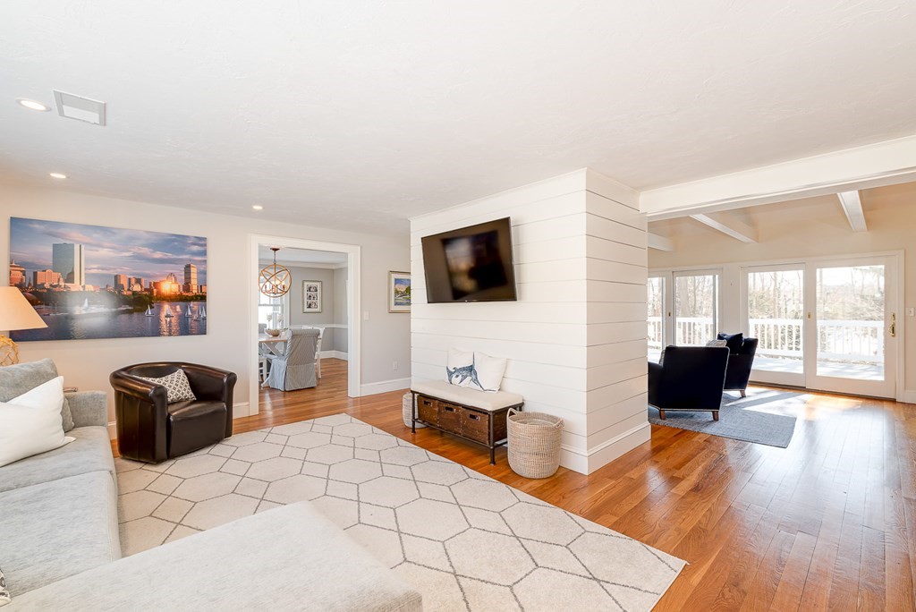 46 Jerusalem Road Cohasset, MA 02025 - Photo 9 of 41 Gallery Image 9