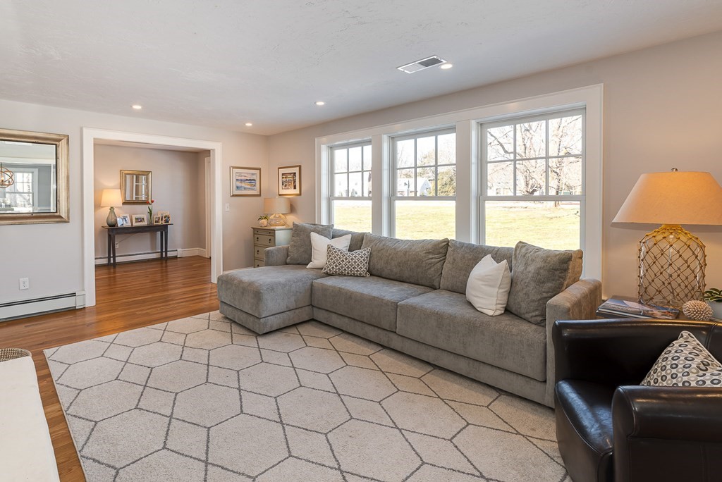 46 Jerusalem Road Cohasset, MA 02025 - Photo 10 of 41 Gallery Image 10