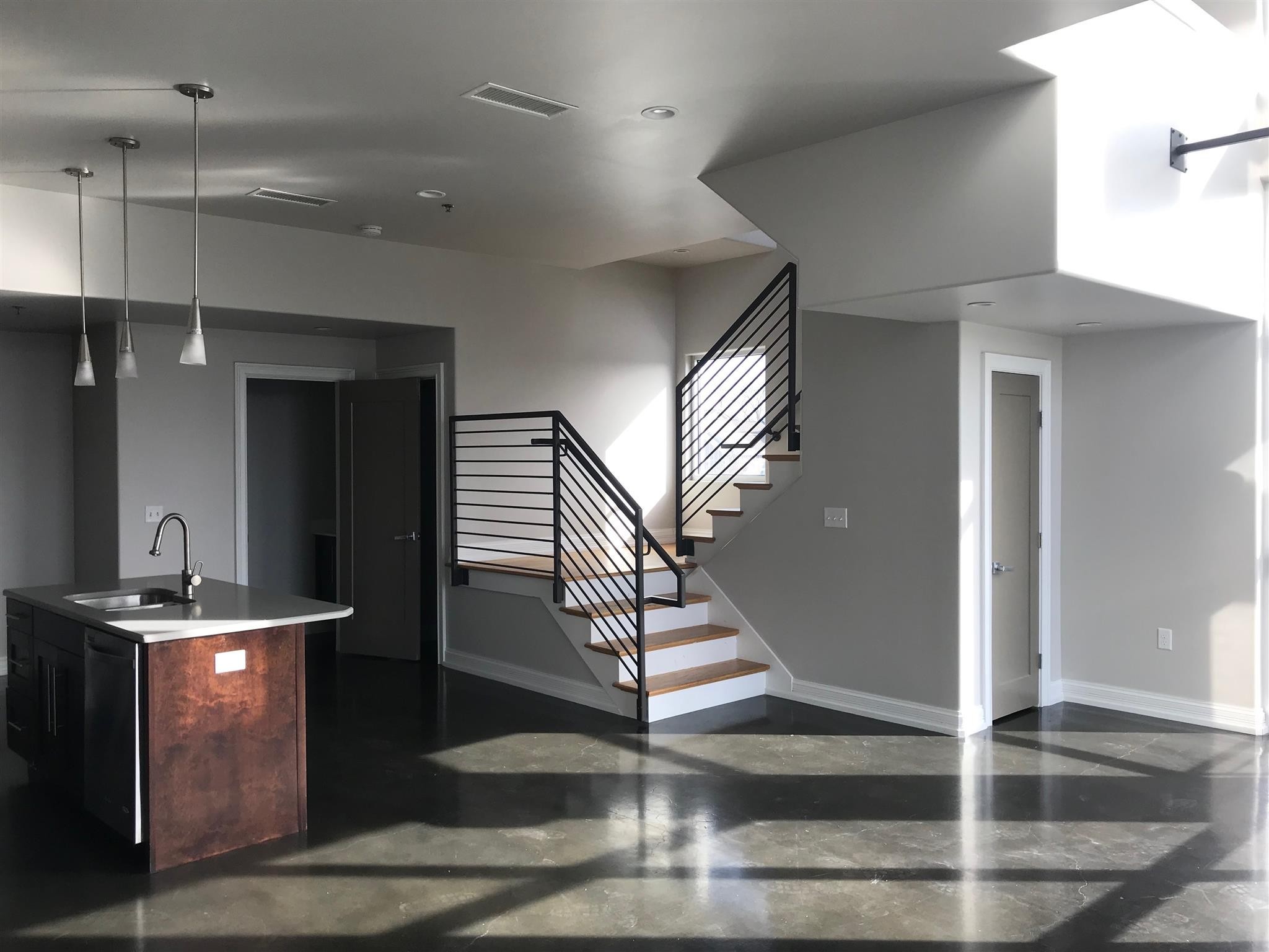 1900 Eastland Avenue, Unit 202, Nashville, TN 37206 Compass