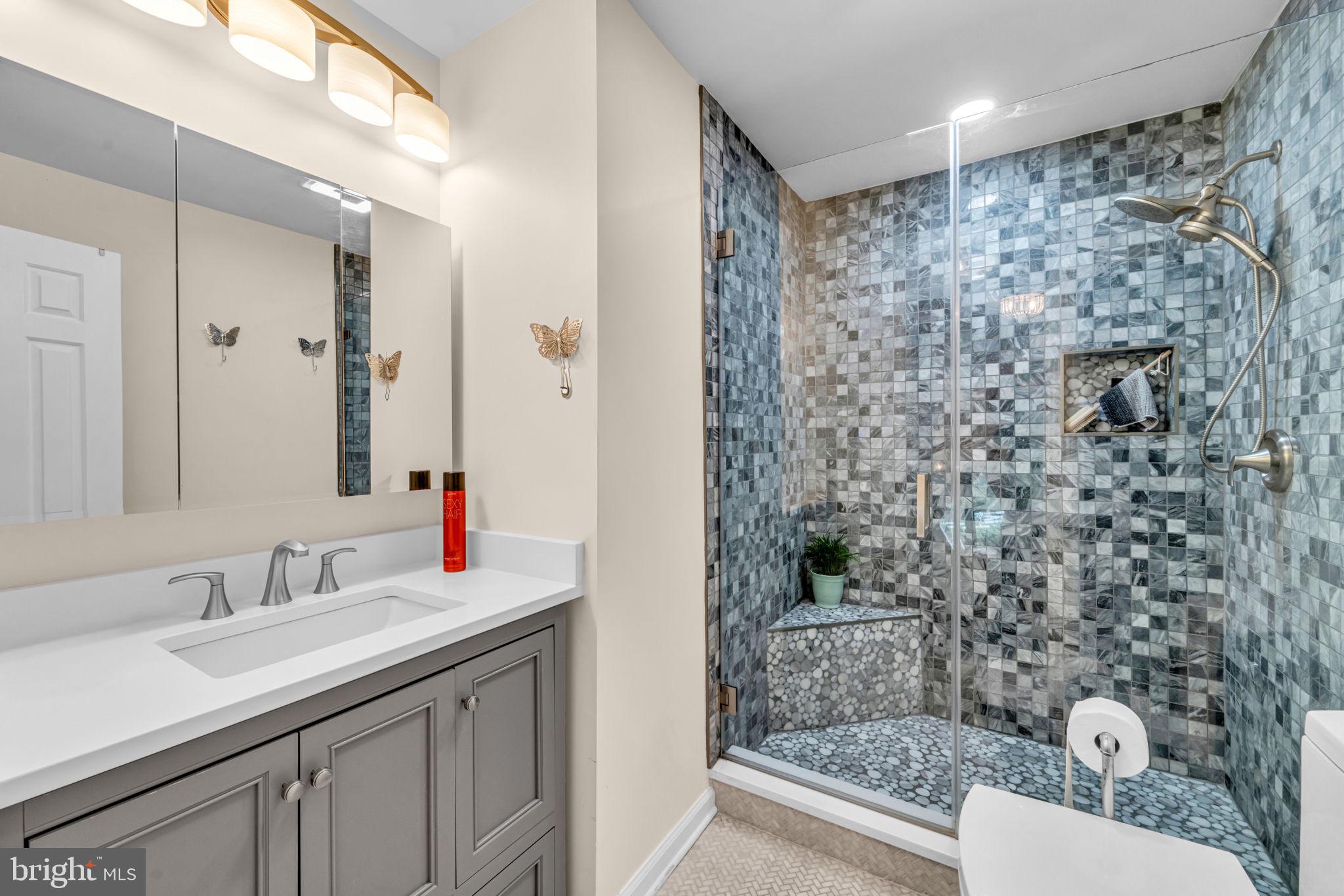 12215 Henderson Road Clifton, VA 20124 - Photo 39 of 145