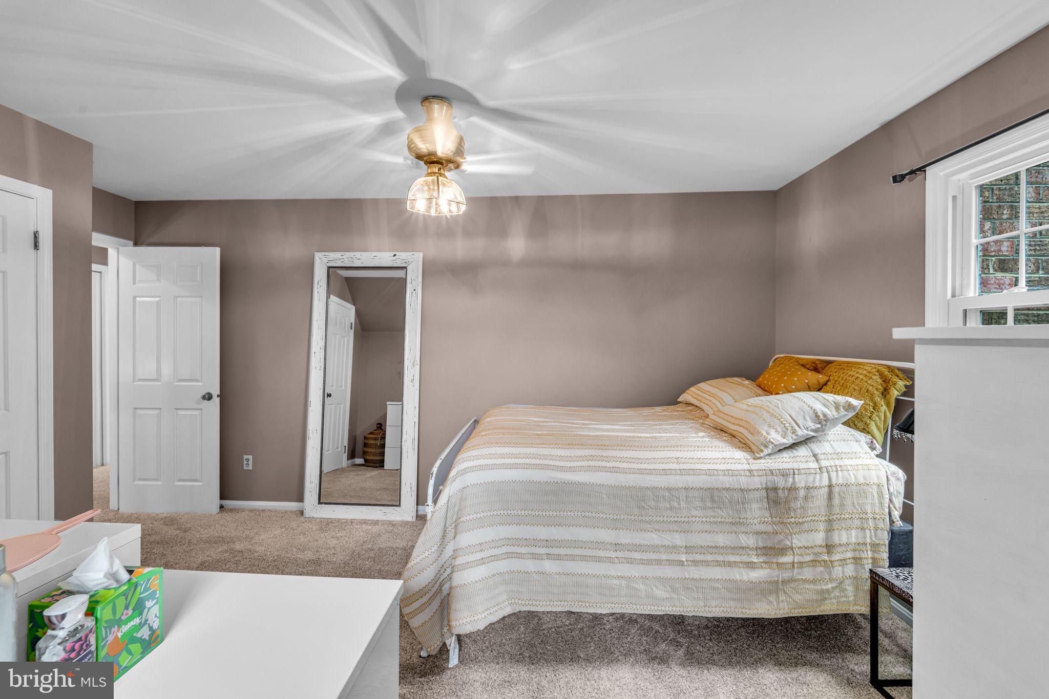 12215 Henderson Road Clifton, VA 20124 - Photo 45 of 145