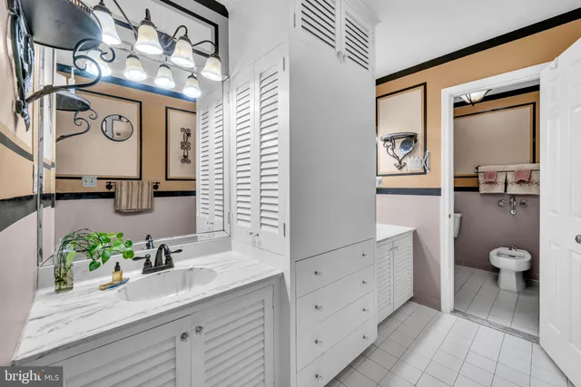 $1,325,000 | 12215 Henderson Road, Clifton, VA 20124