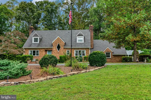 $1,325,000 | 12215 Henderson Road, Clifton, VA 20124