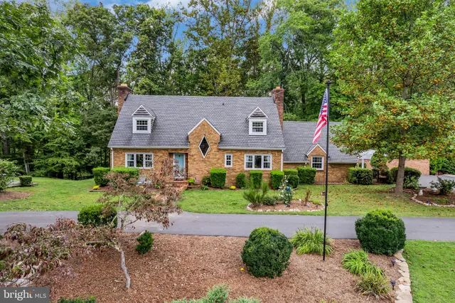 $1,325,000 | 12215 Henderson Road, Clifton, VA 20124