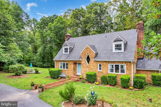 $1,325,000 | 12215 Henderson Road, Clifton, VA 20124