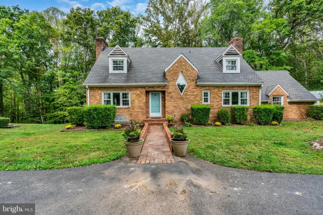 $1,325,000 | 12215 Henderson Road, Clifton, VA 20124