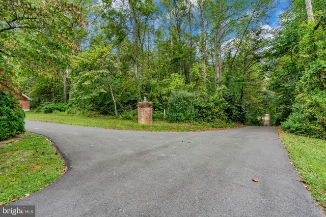 $1,325,000 | 12215 Henderson Road, Clifton, VA 20124