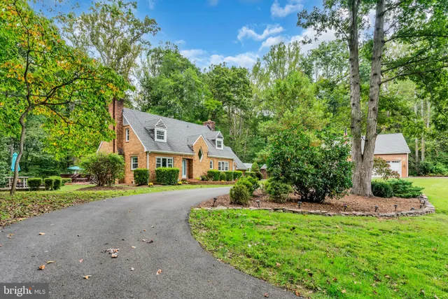 $1,325,000 | 12215 Henderson Road, Clifton, VA 20124