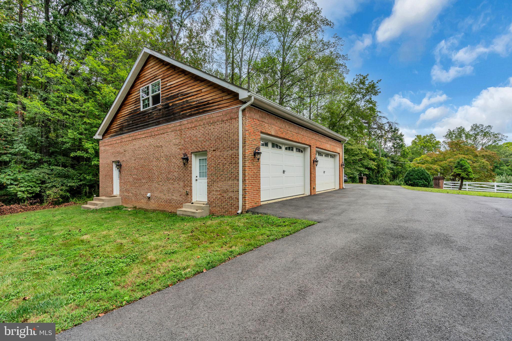 12215 Henderson Road Clifton, VA 20124 - Photo 85 of 145