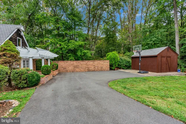 $1,325,000 | 12215 Henderson Road, Clifton, VA 20124