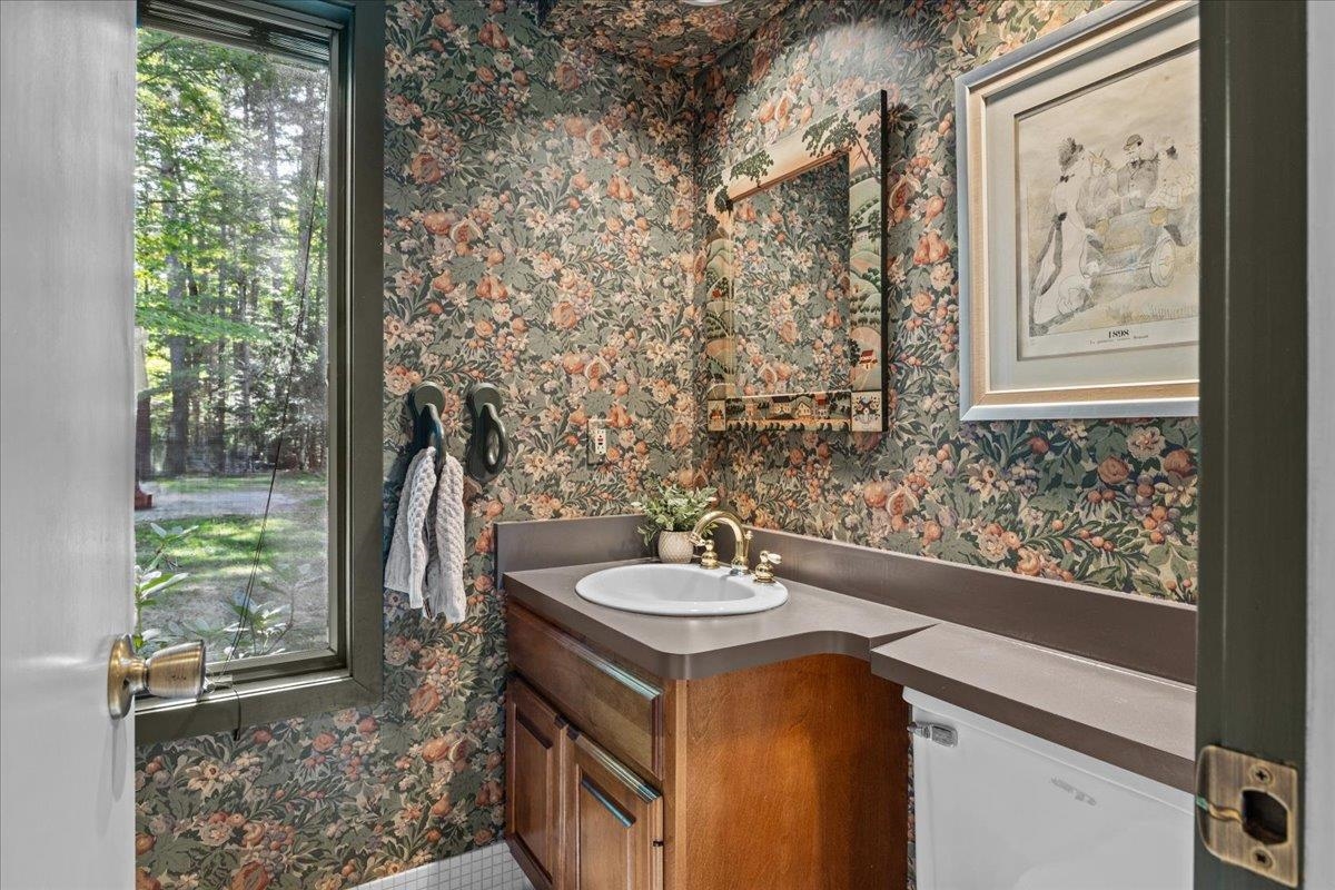 615 Field Road, Unit 73 Stowe, VT 05672 - Photo 17 of 46