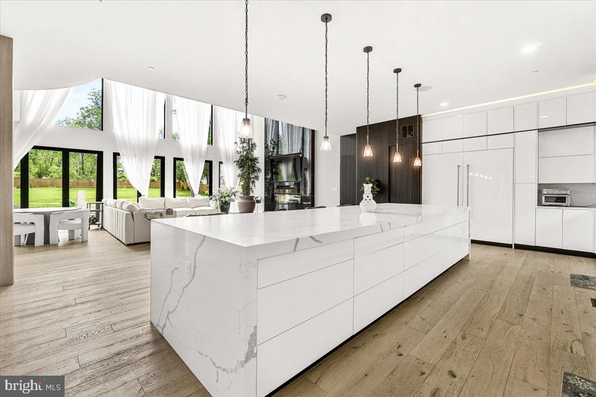 15807 Thompson Road Silver Spring, MD 20905 - Photo 22 of 82