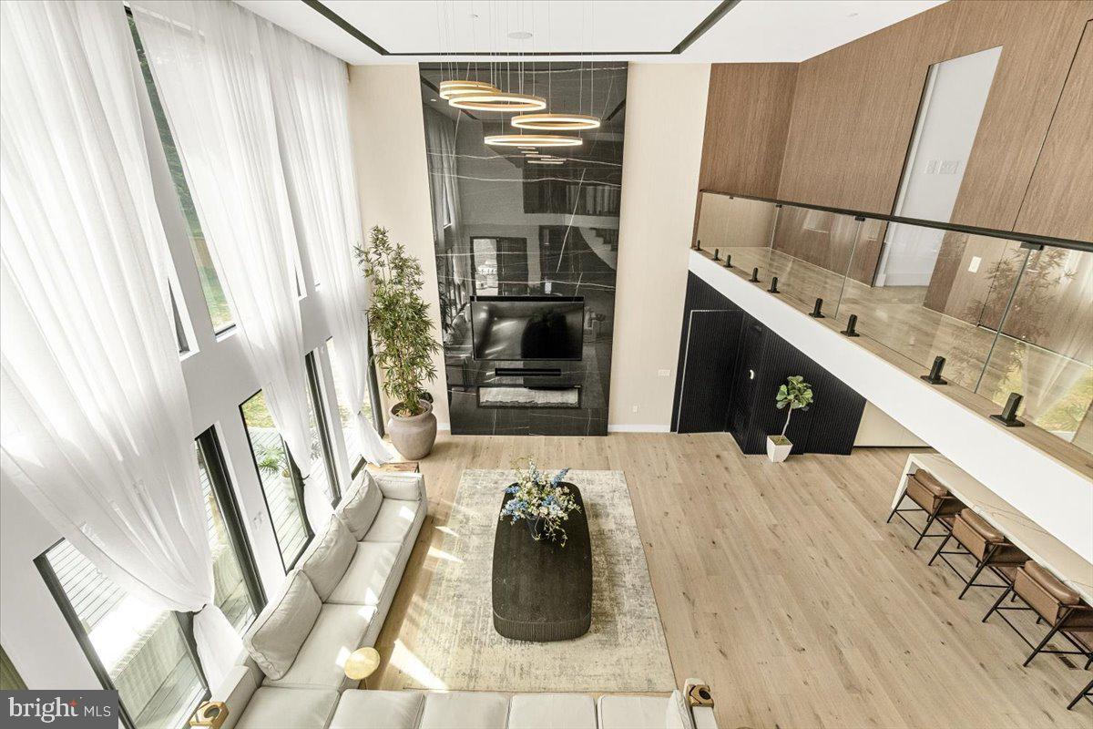15807 Thompson Road Silver Spring, MD 20905 - Photo 28 of 82 a bathroom with a sink and mirror