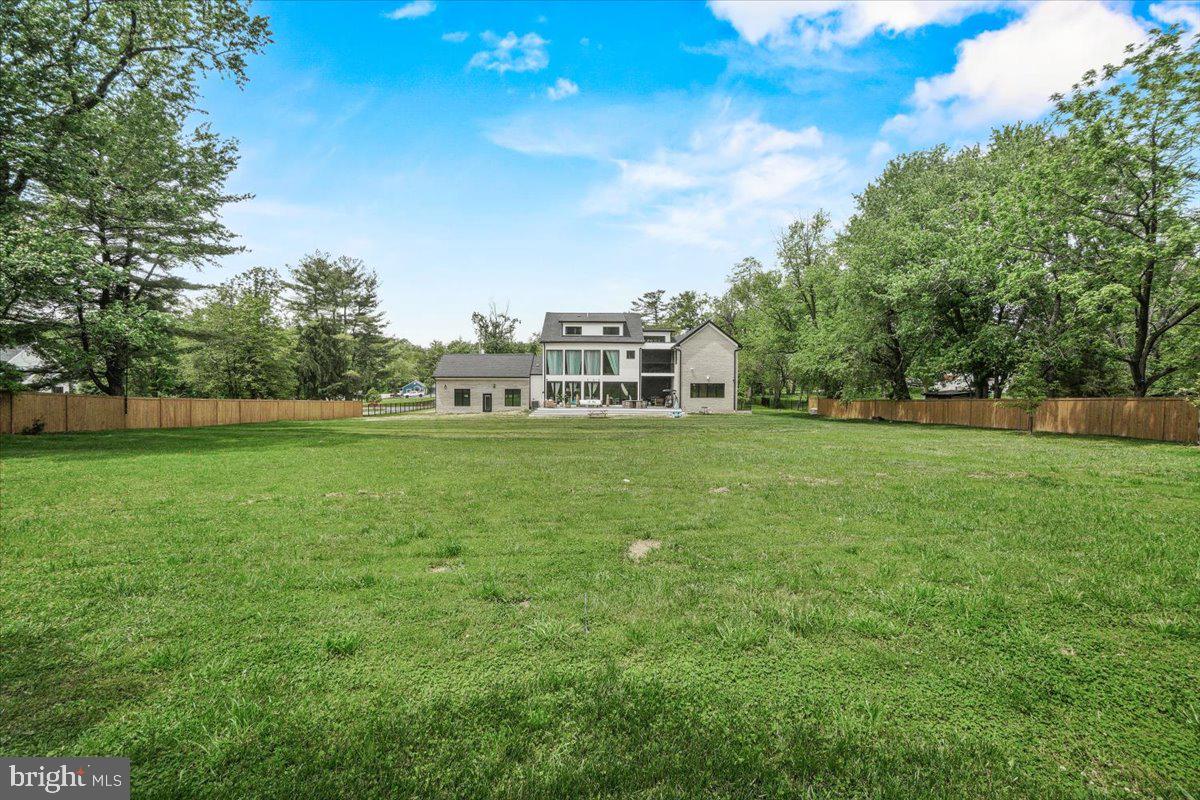 15807 Thompson Road Silver Spring, MD 20905 - Photo 75 of 82 a view of a field of grass and trees