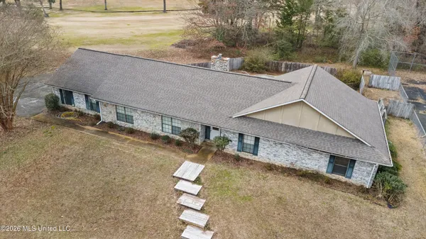 $260,000 | 165 Devils Backbone Road, Saltillo, MS 38866