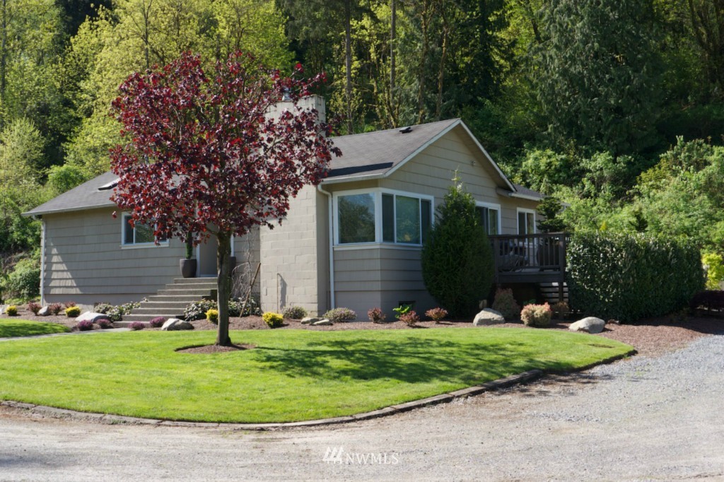 18833 Renton-Maple Valley Road Maple Valley, WA 98038 - Photo 3 of 21
