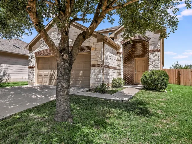 $2,400 | 11301 Hill Stable Court, Austin, TX 78652