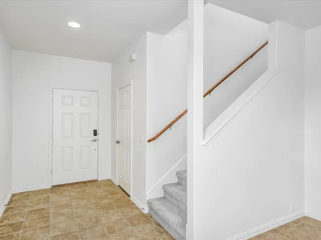 $2,400 | 11301 Hill Stable Court, Austin, TX 78652