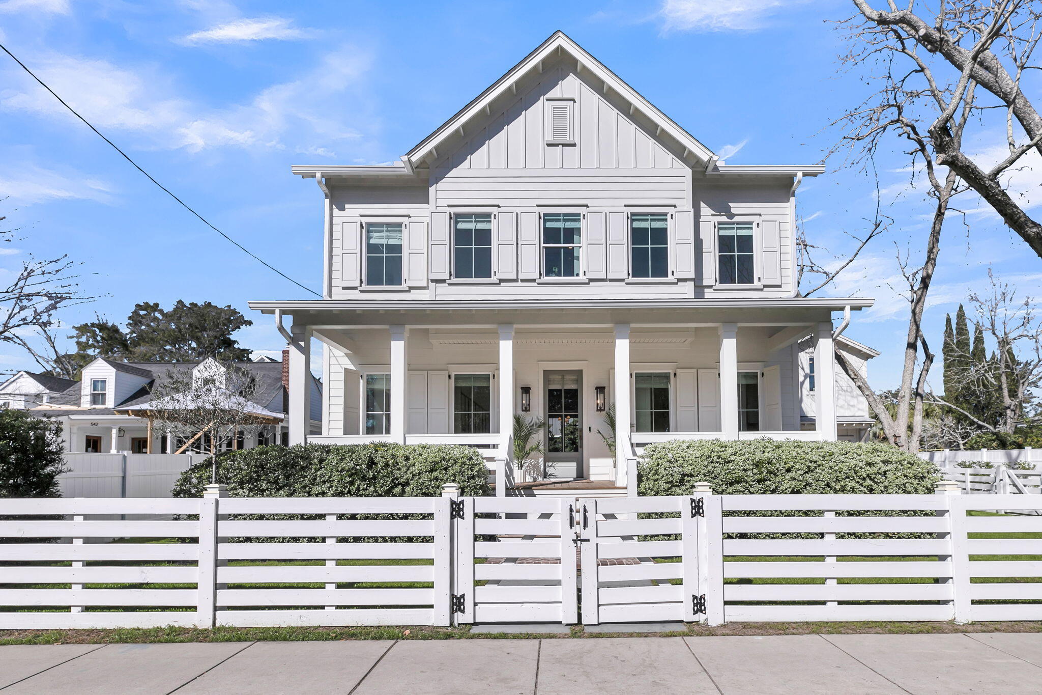 546 Center Street Mount Pleasant, SC 29464 - Photo 12 of 58