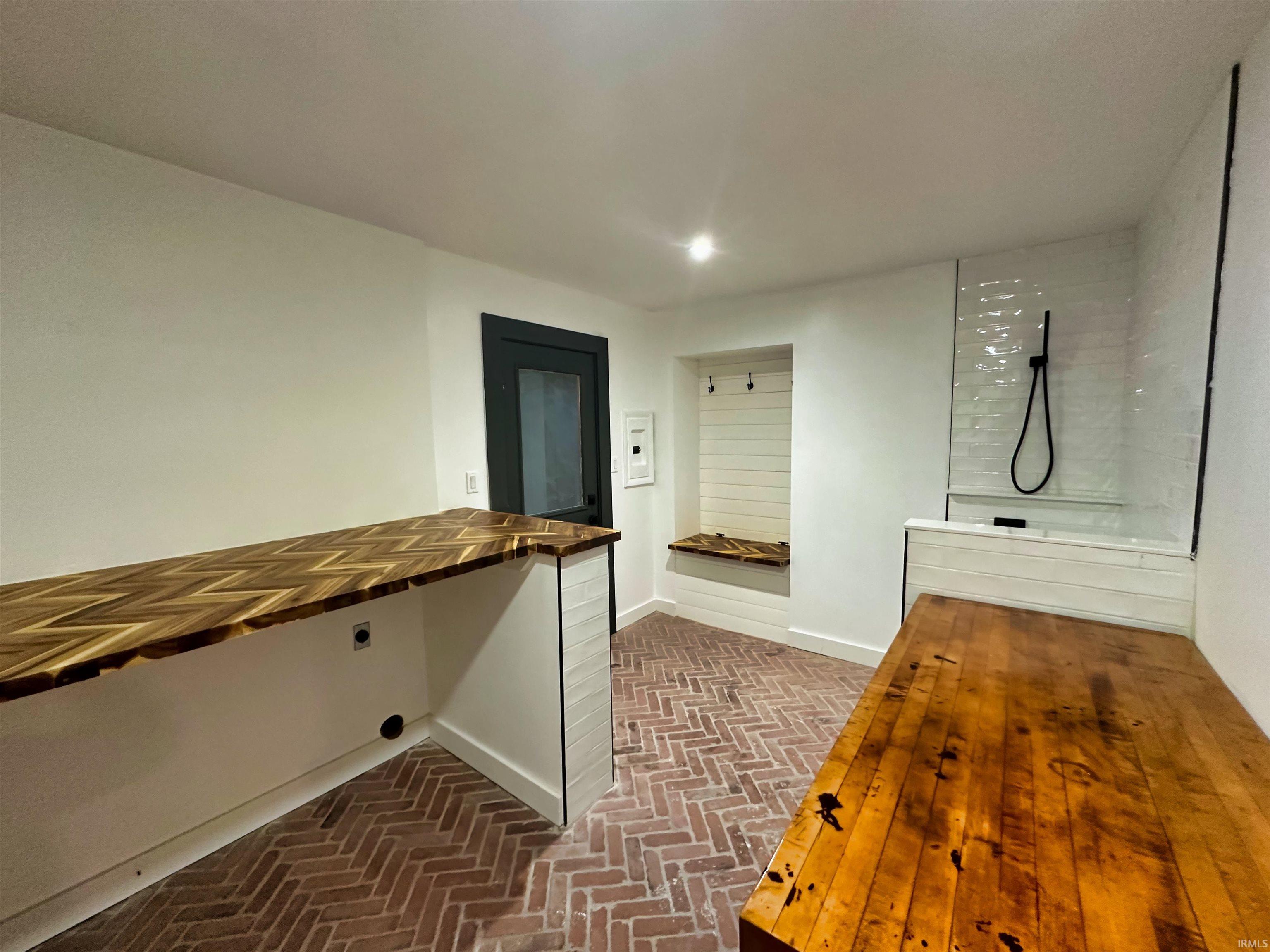5476 East James Road Bloomington, IN 47408 - Photo 23 of 35 Gallery Image 23