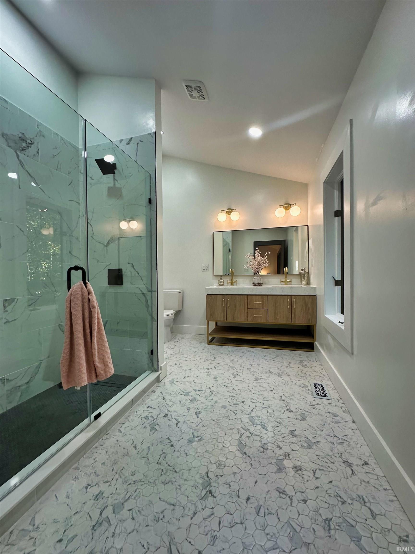 5476 East James Road Bloomington, IN 47408 - Photo 31 of 35 Gallery Image 31