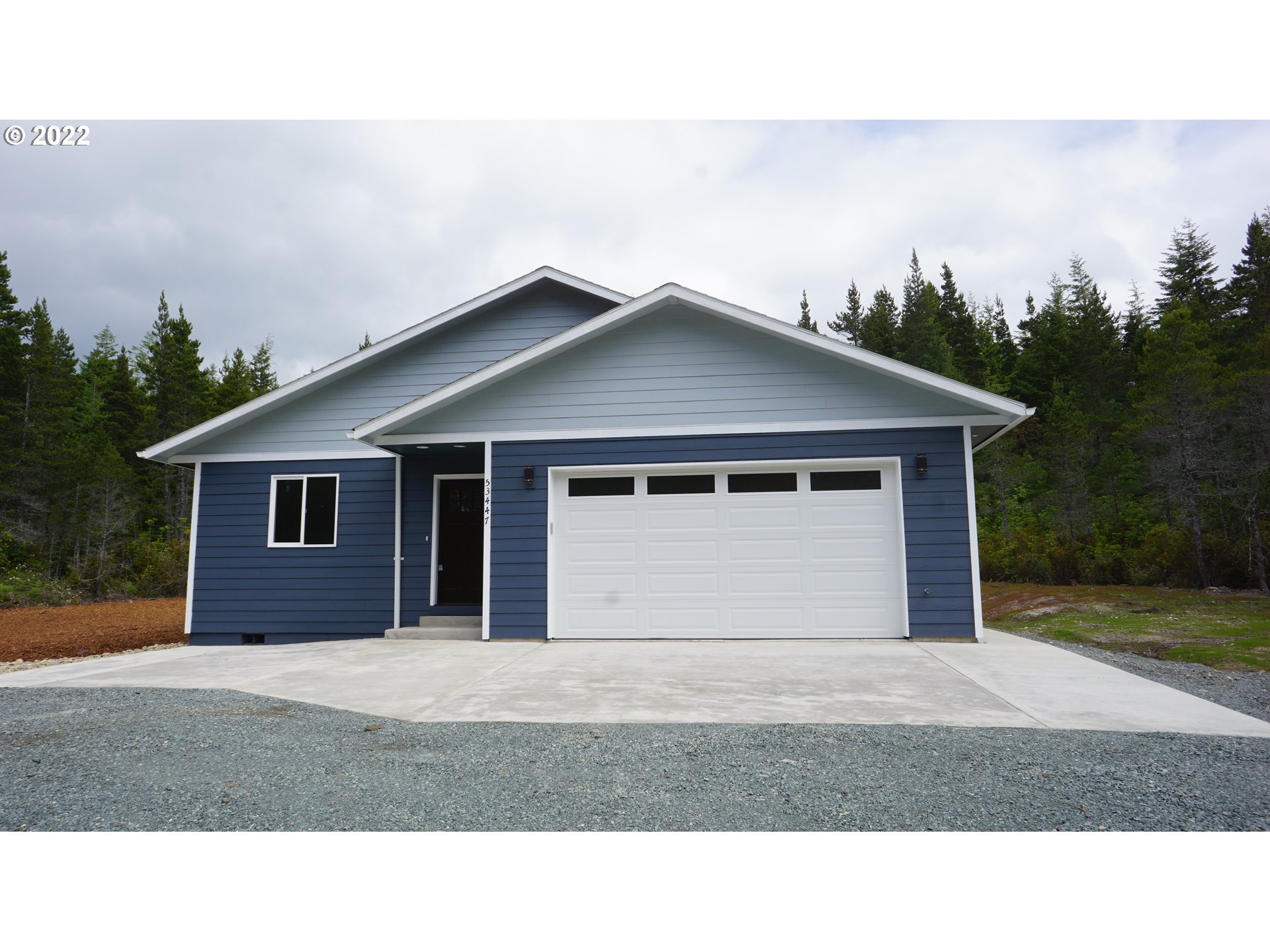 53447 Morrison Road Bandon, OR 97411 - Photo 3 of 28 Gallery Image 3