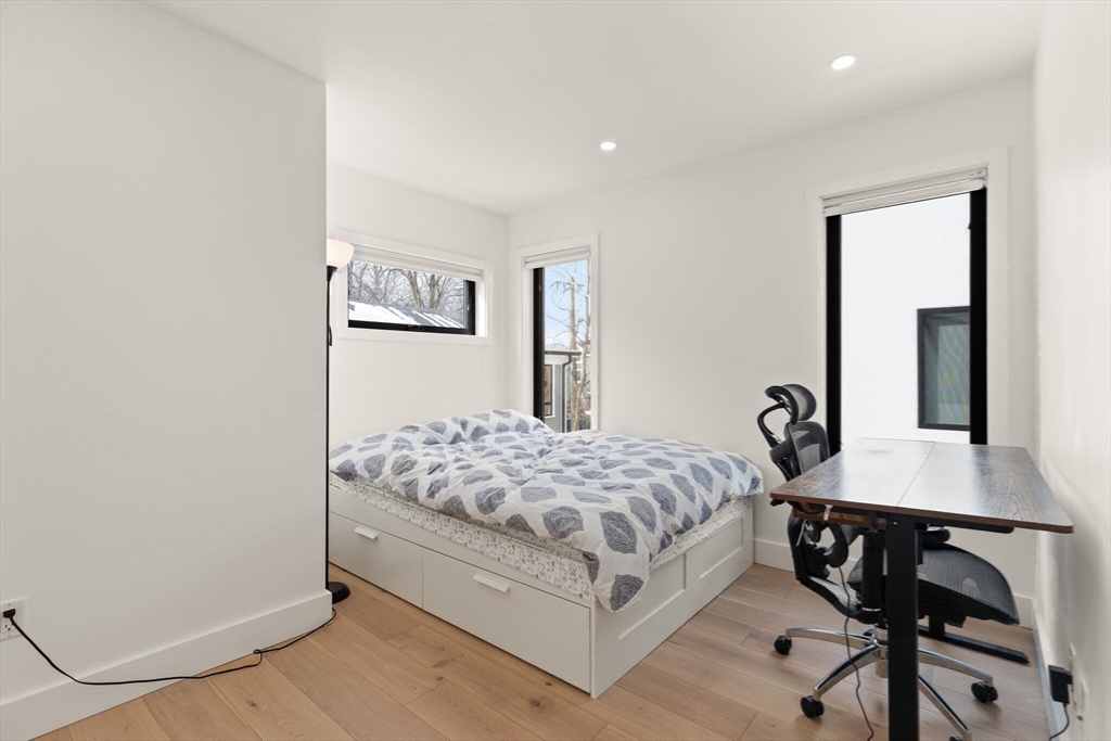 2 Soden Street Cambridge, MA 02139 - Photo 17 of 33