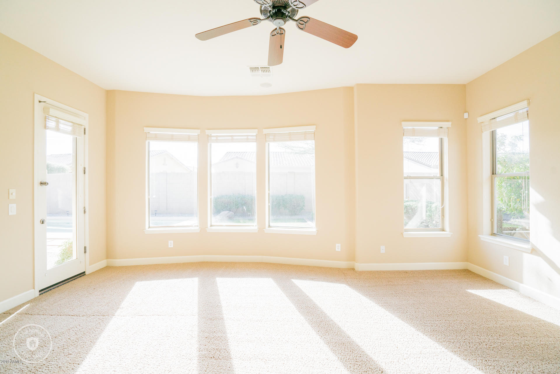 18059 West Narramore Road Goodyear, AZ 85338 - Photo 6 of 31 photo_06