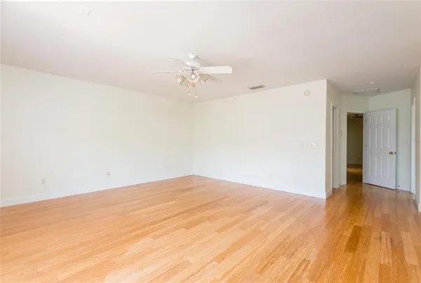 $3,800 | 2876 Bayshore Trails Drive, Tampa, FL 33611